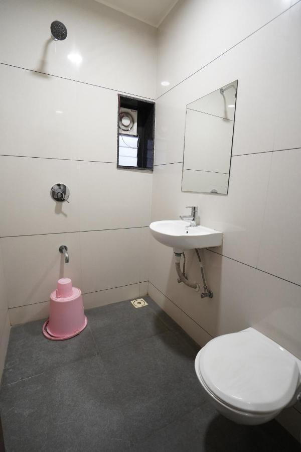 Hotel Ravi Residency Nadiad Exterior photo